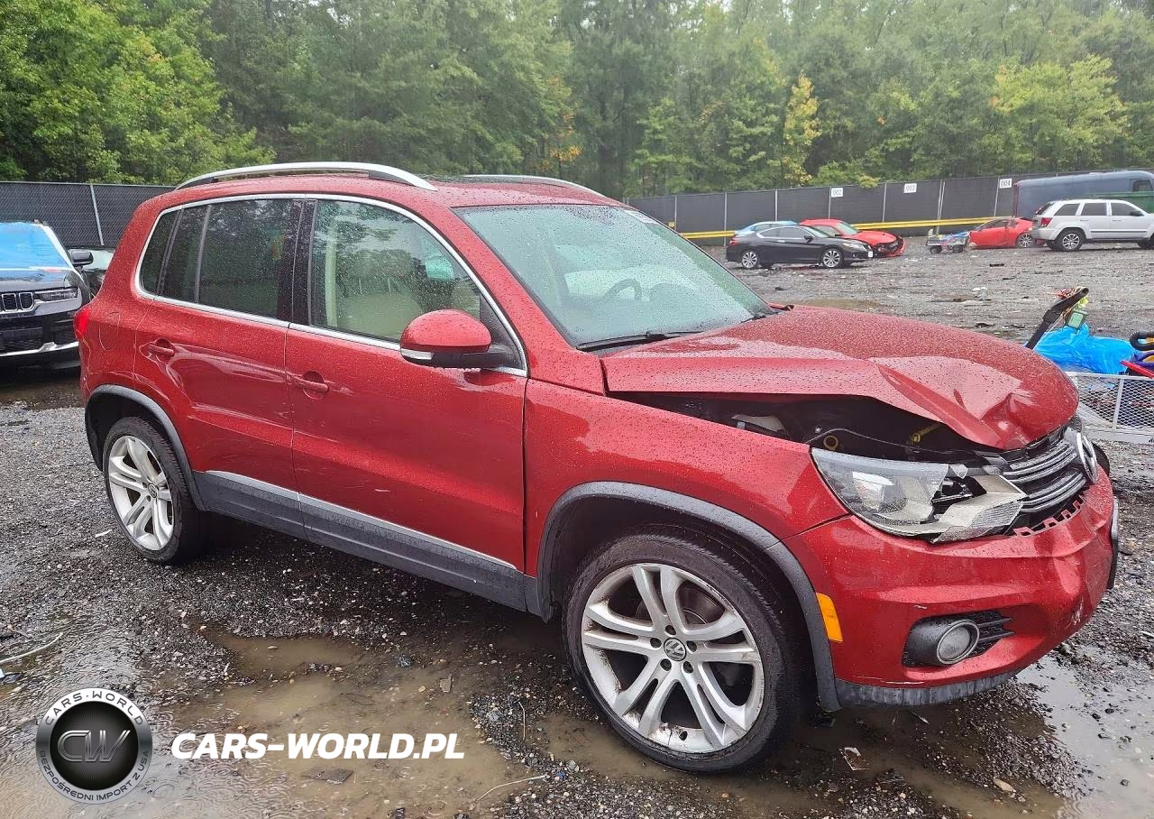 2016 Volkswagen Tiguan S VIN:WVGBV7AX1GW063934 - 4