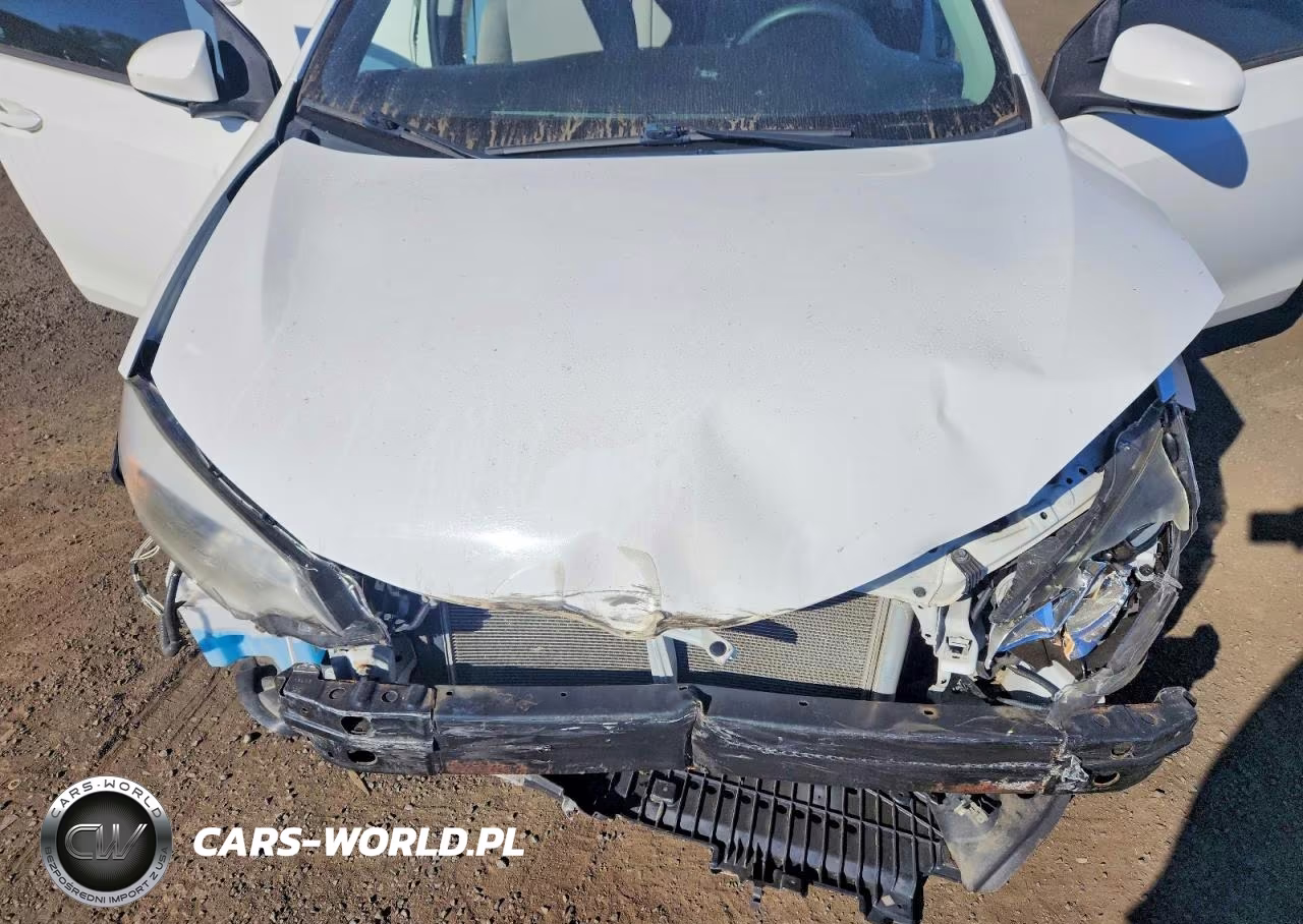 2016 Toyota Corolla Le VIN:2T1BURHE4GC735758 - 11
