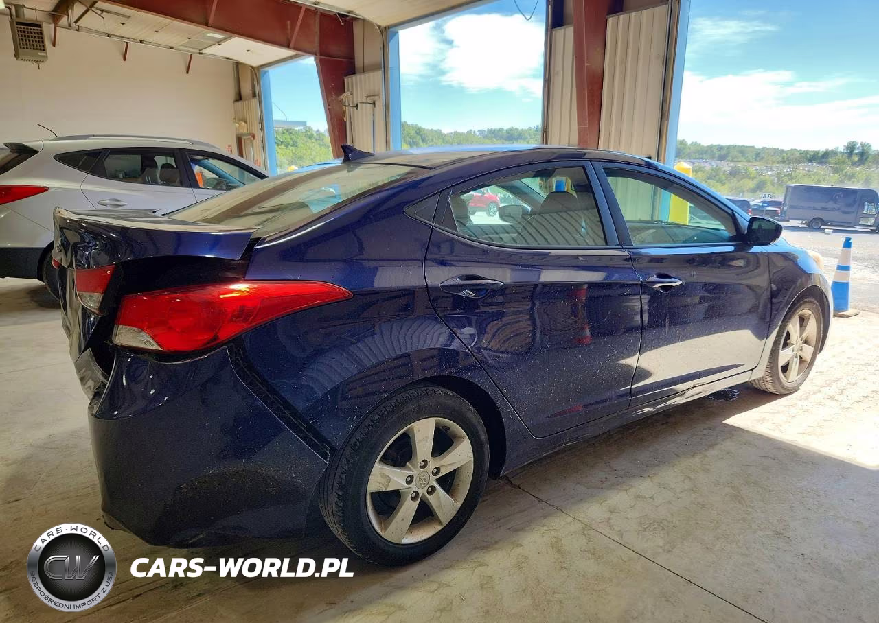 2013 Hyundai Elantra Gls VIN:5NPDH4AE9DH368181 - 3