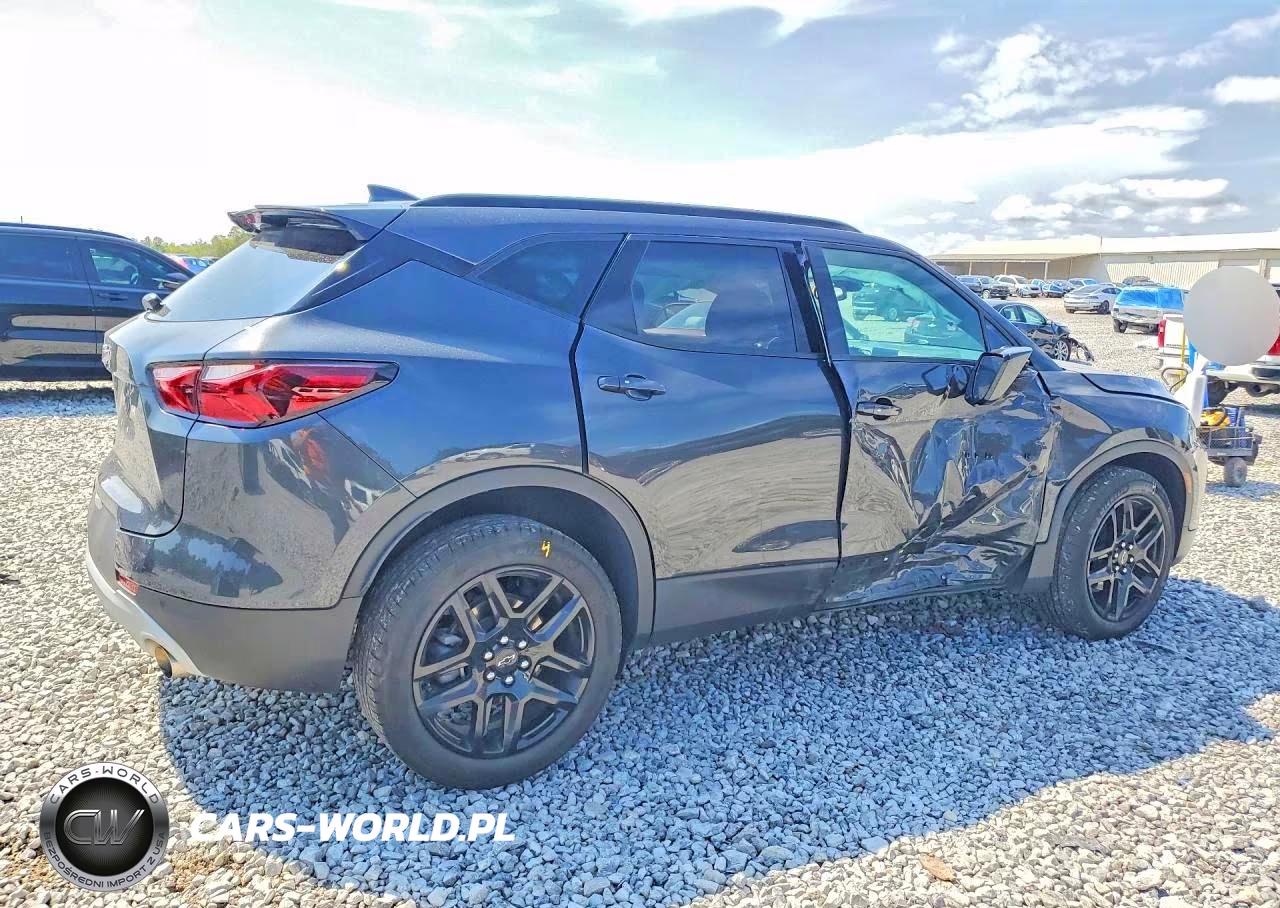 2022 Chevrolet Blazer 2Lt VIN:3GNKBCR40NS232082 - 3