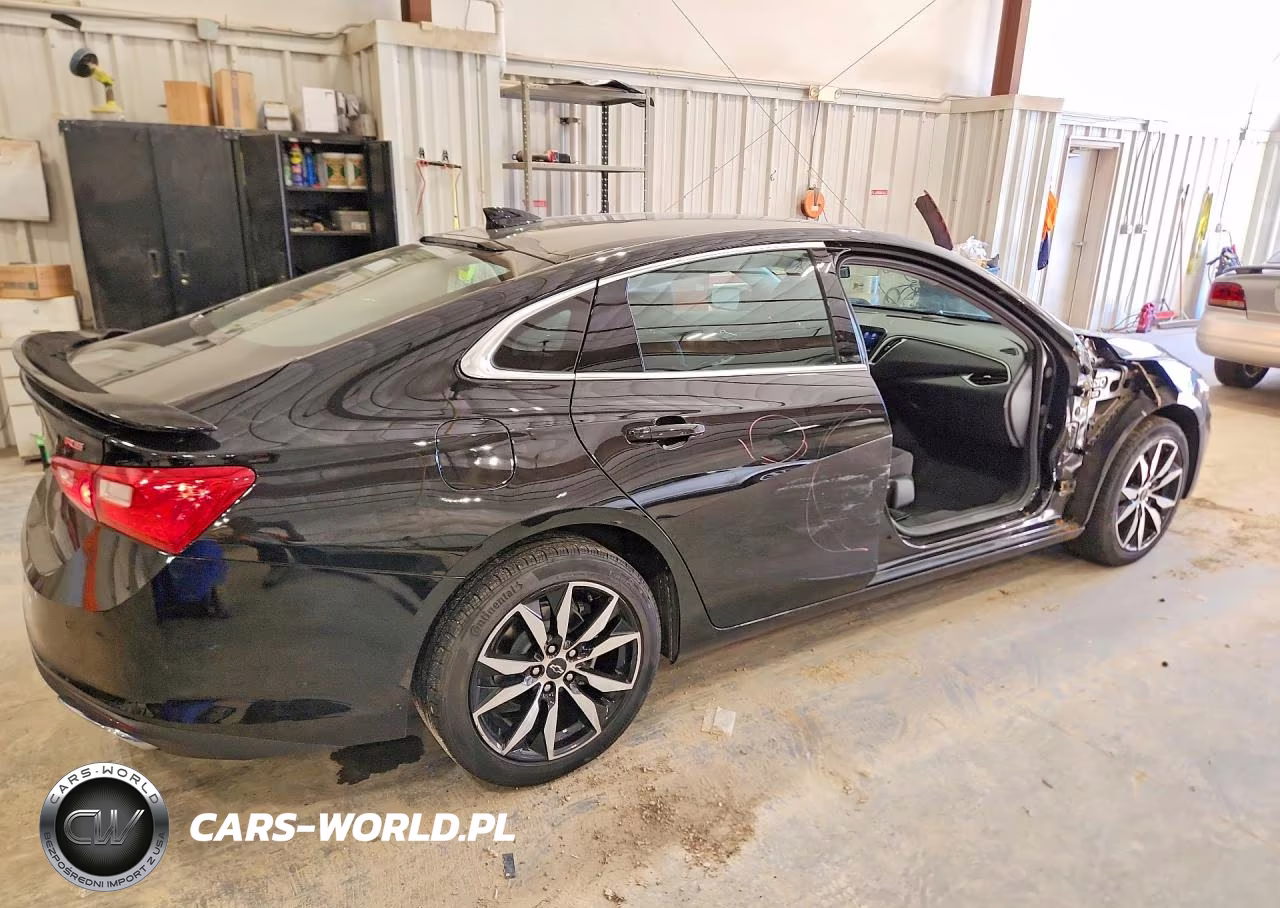 2024 Chevrolet Malibu Rs VIN:1G1ZG5ST6RF158126 - 3