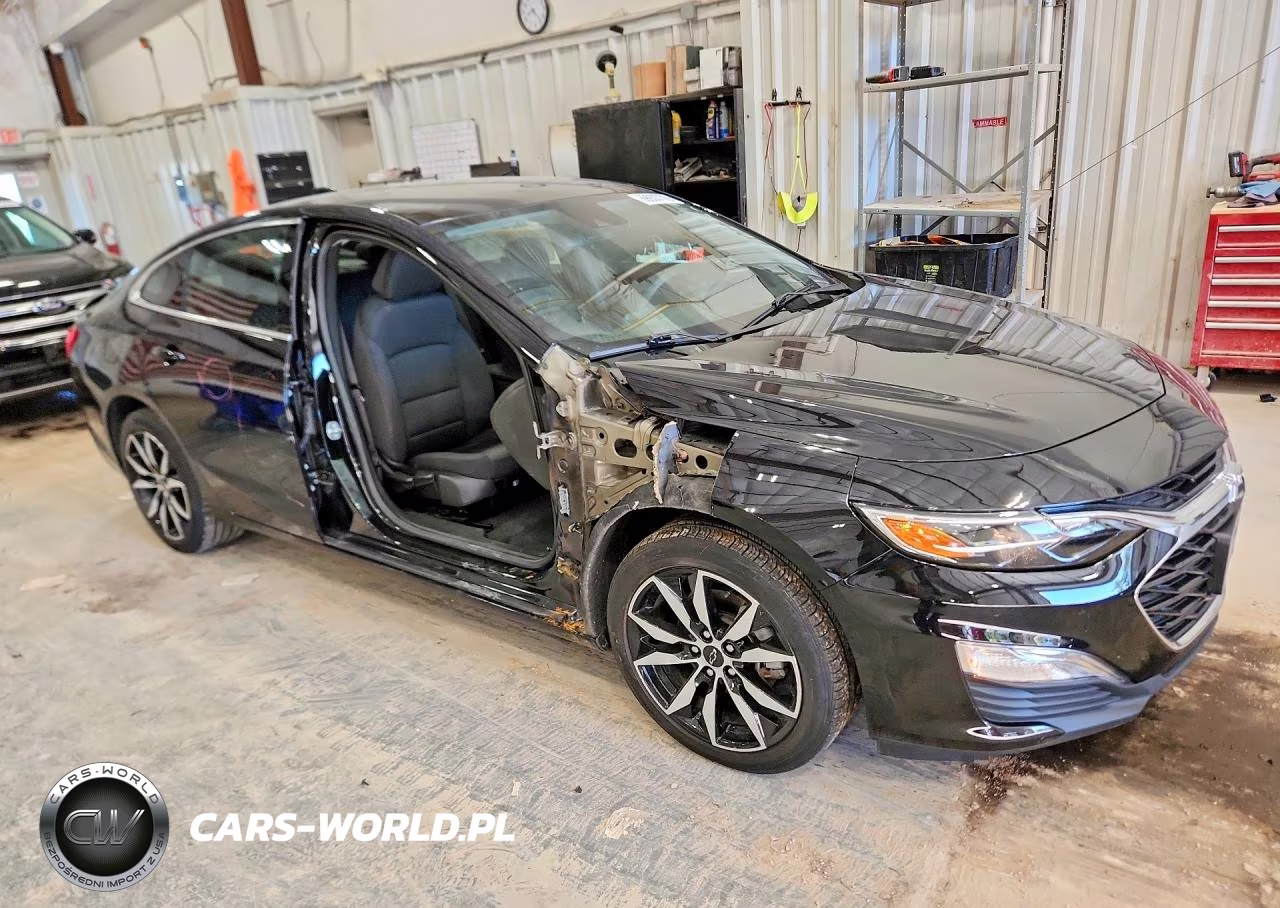 2024 Chevrolet Malibu Rs VIN:1G1ZG5ST6RF158126 - 4
