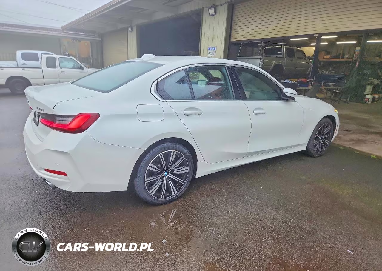 2025 BMW 330Xi VIN:WBA23LA07SFV44833 - 3