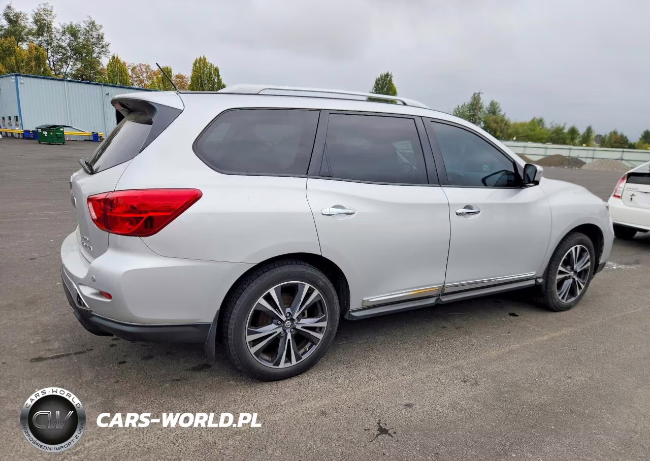 2017 Nissan Pathfinder Platinum VIN:5N1DR2MM1HC611788 - 3