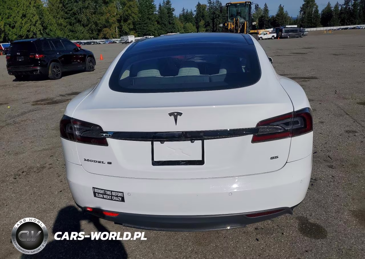 2014 Tesla Model S VIN:5YJSA1H13EFP55936 - 6