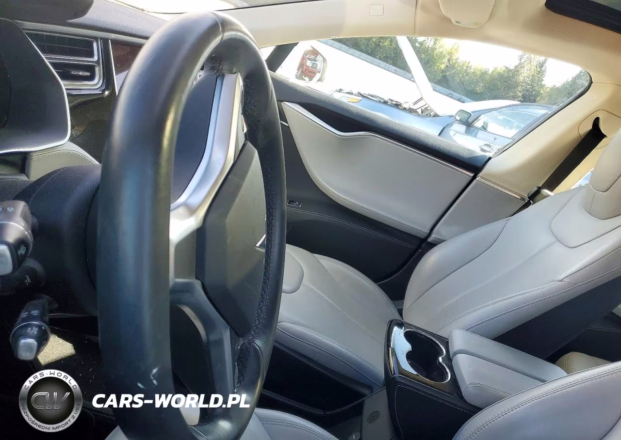 2014 Tesla Model S VIN:5YJSA1H13EFP55936 - 9