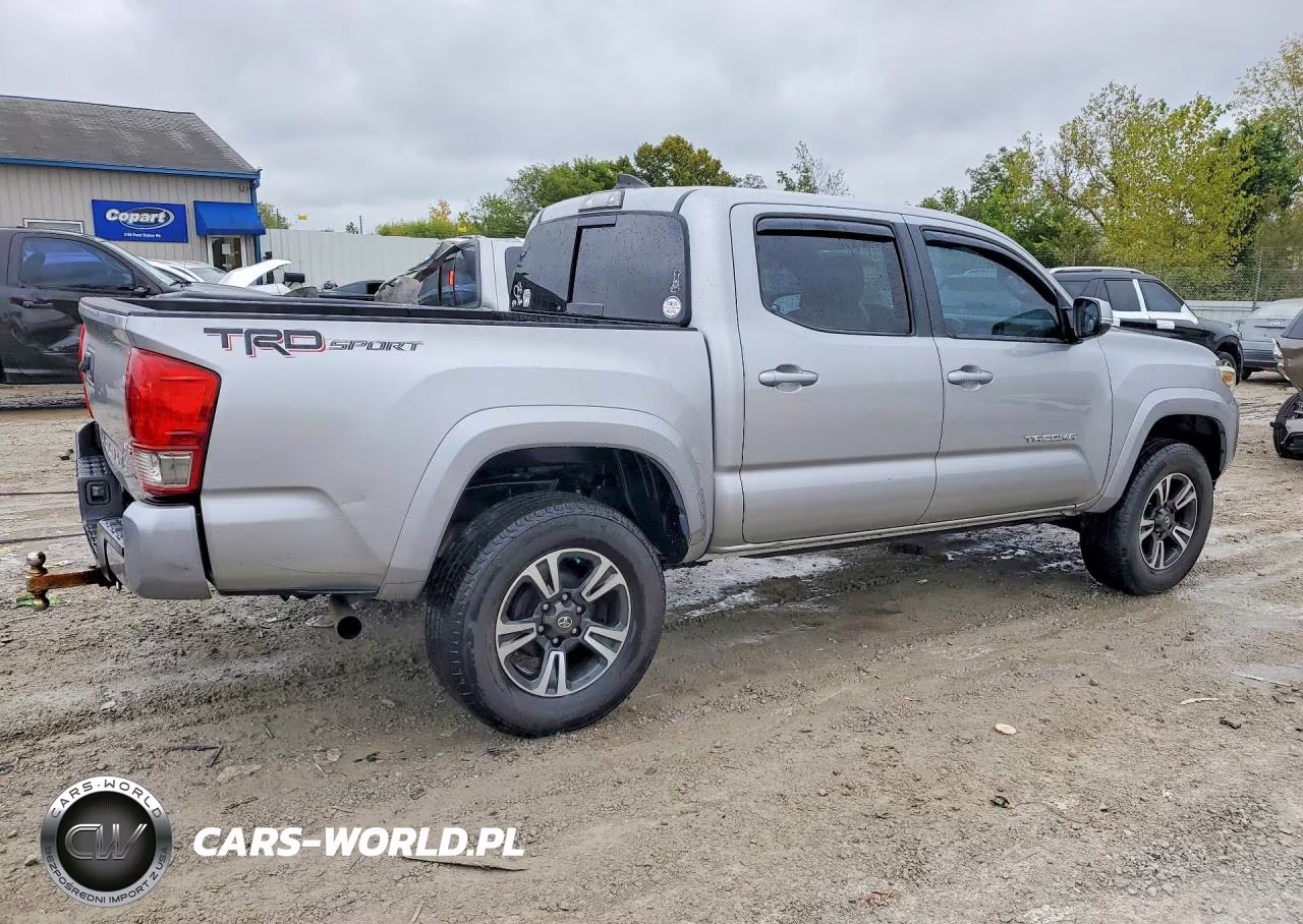 2017 Toyota Tacoma Trd Sport VIN:5TFAZ5CN5HX040544 - 3