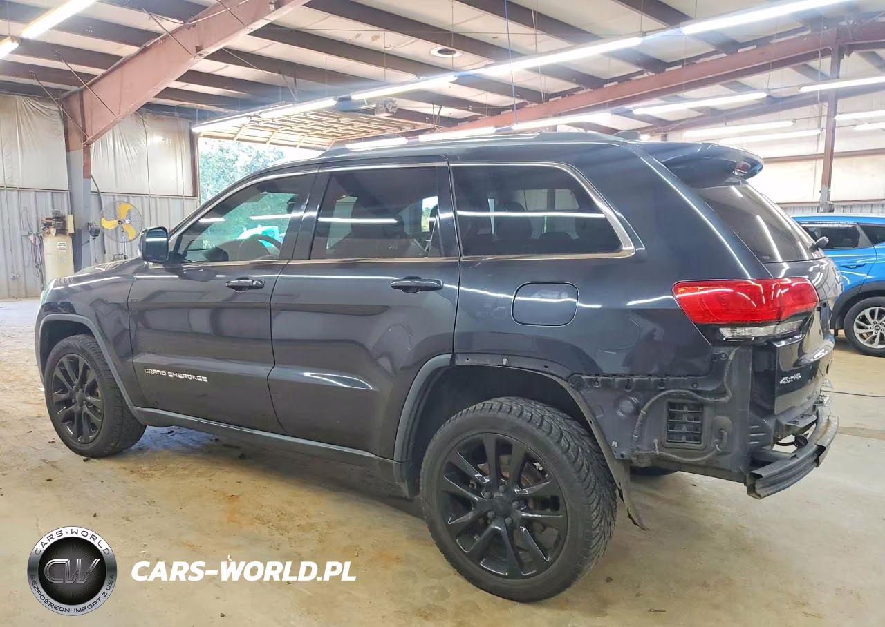 2014 Jeep Grand Cherokee Laredo VIN:1C4RJFAGXEC422186 - 2