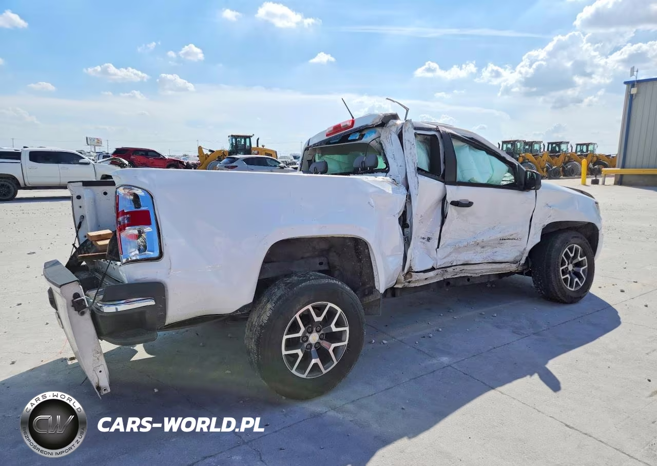 2017 Chevrolet Colorado VIN:1GCHSBEA2H1331923 - 3