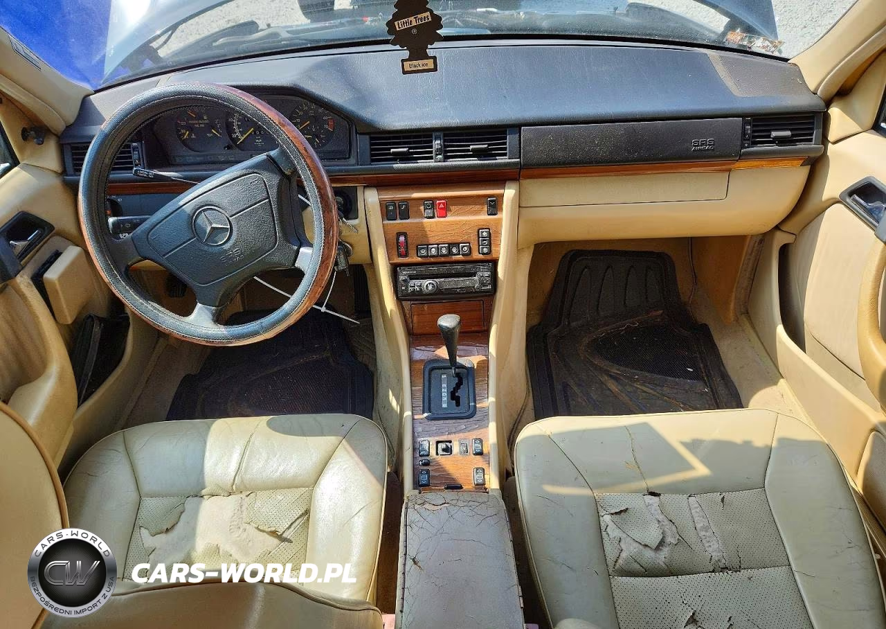 1992 Mercedes-Benz 300 E VIN:WDBEA30E2NB577543 - 8