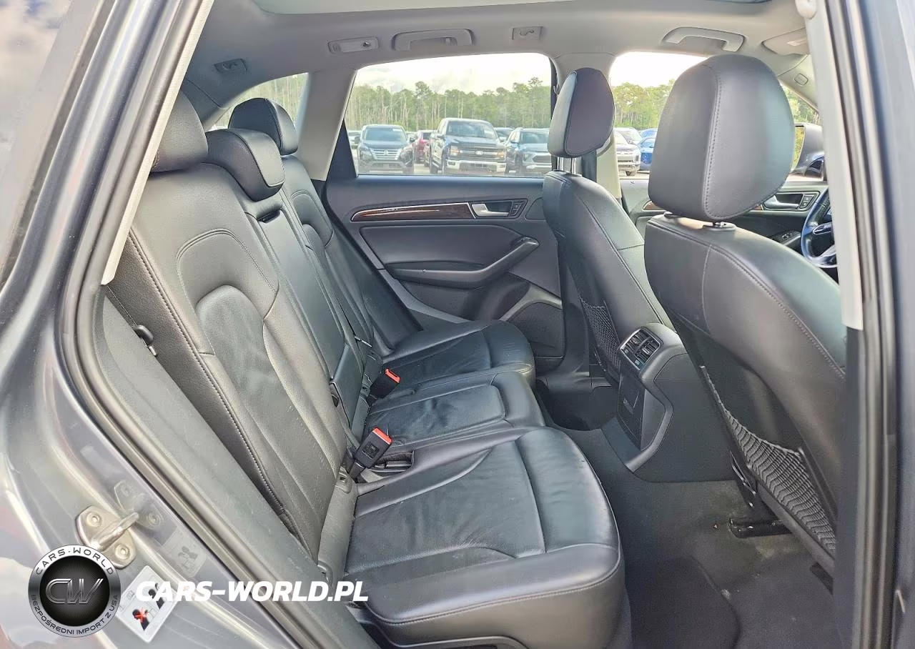 2016 Audi Q5 Premium VIN:WA1C2AFP2GA105994 - 11