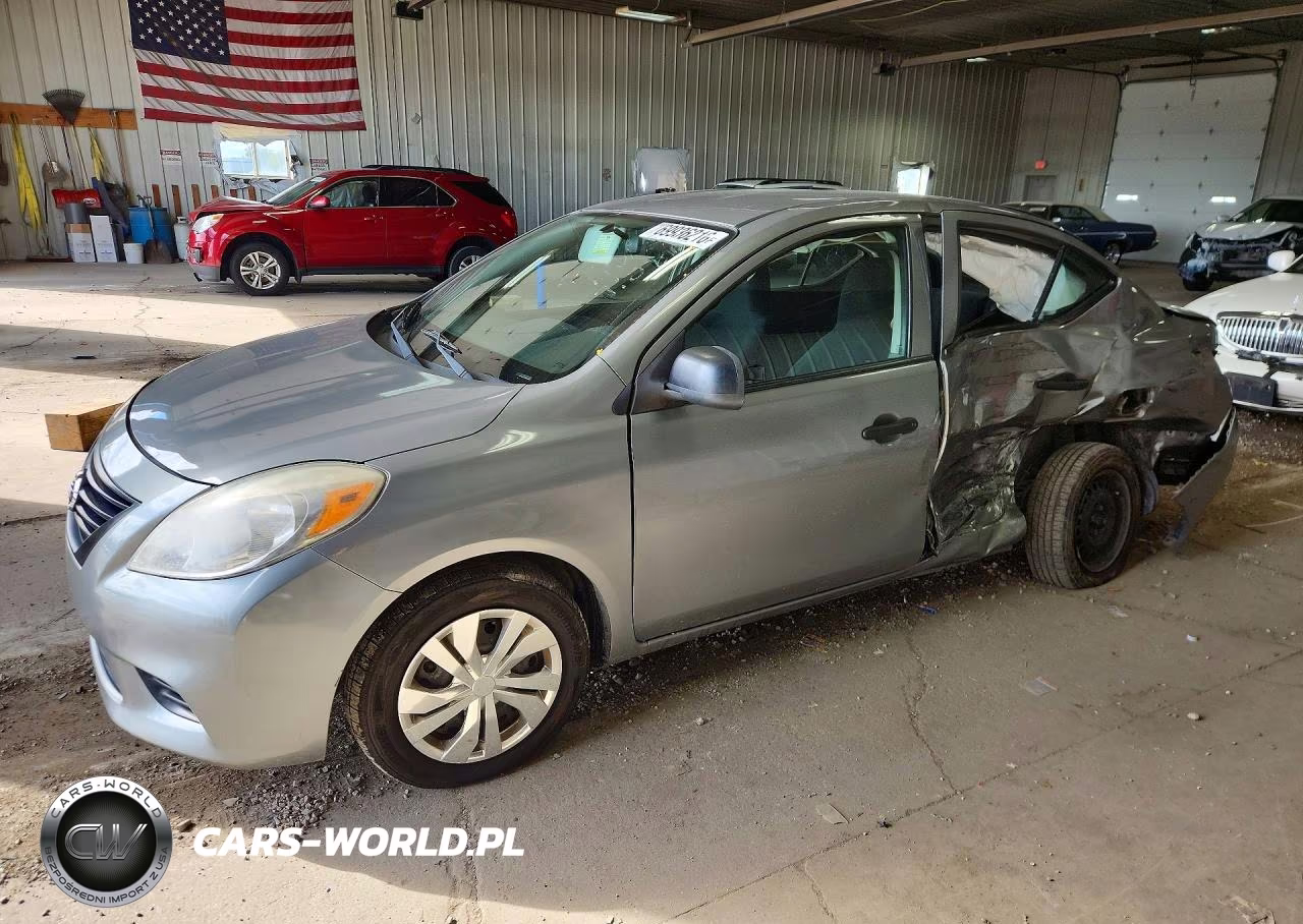 2012 Nissan Versa 1.6 S