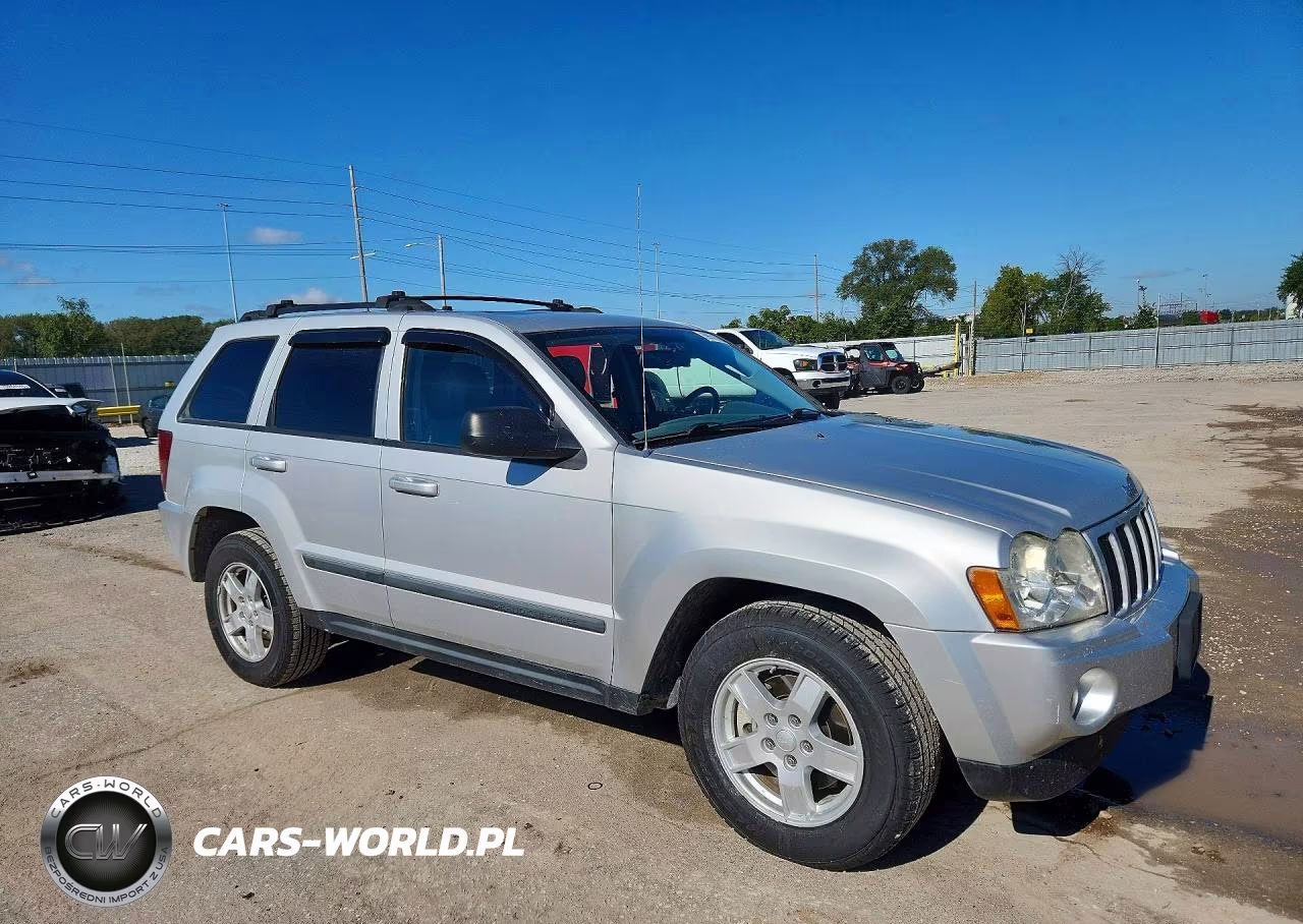2007 Jeep Grand Cherokee Laredo VIN:1J8GR48K37C522432 - 4