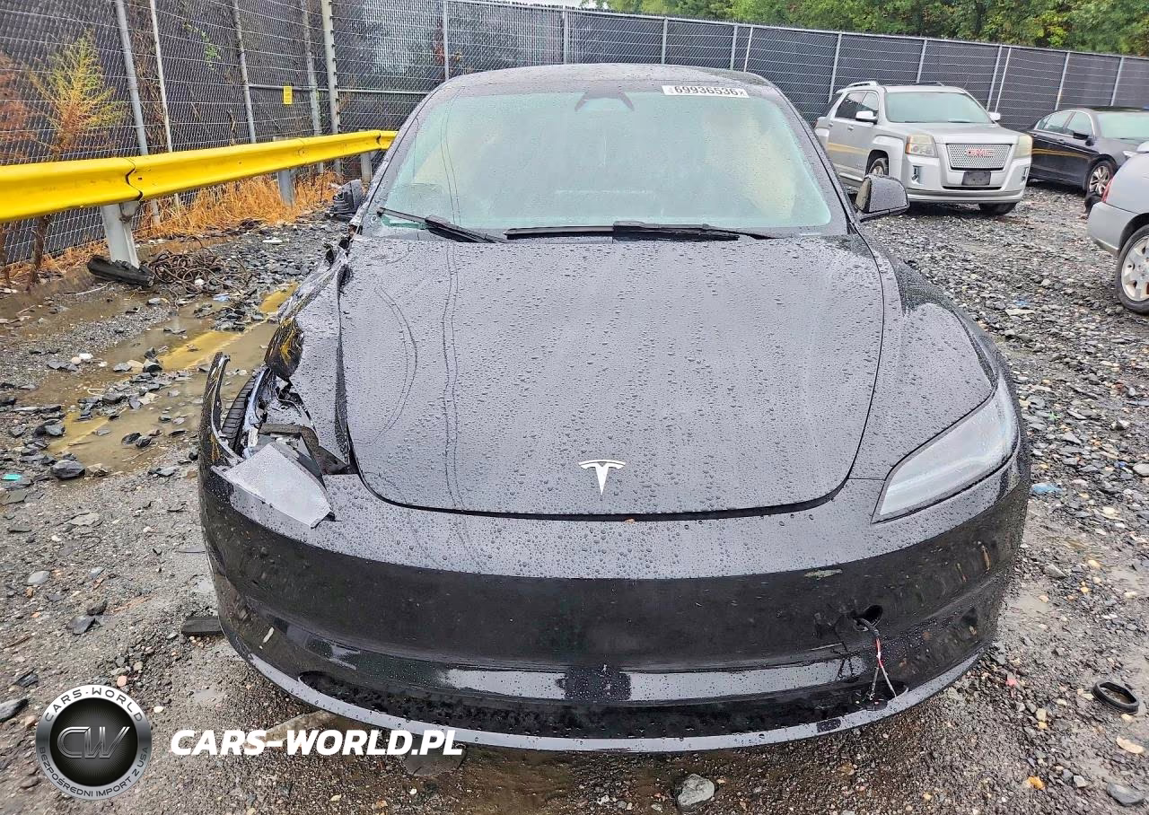 2025 Tesla Model 3 VIN:5YJ3E1EB2SF914673 - 5