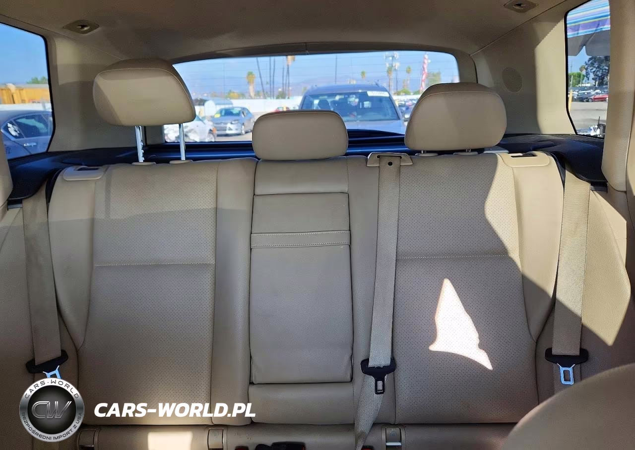 2012 Mercedes-Benz Glk 350 VIN:WDCGG5GB1CF895461 - 10
