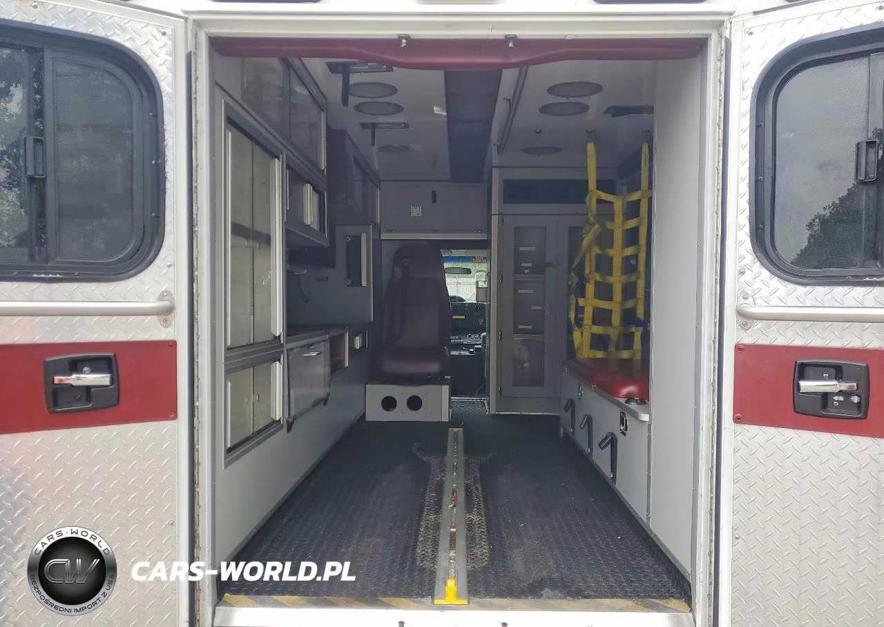 2009 Ford E350 Econo - Ambulance VIN:1FDXE45P69DA92102 - 10