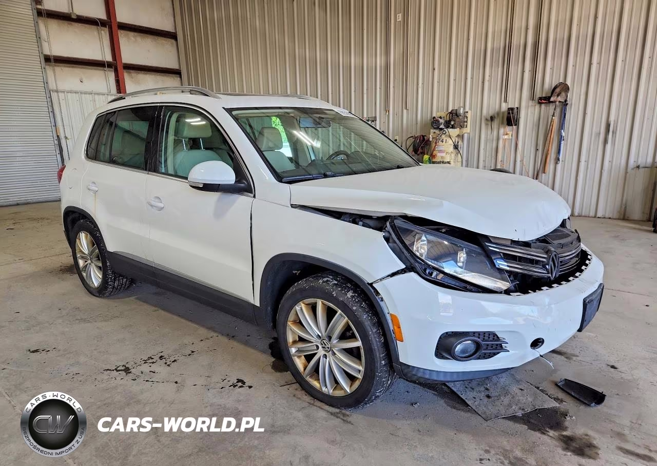 2015 Volkswagen Tiguan S VIN:WVGBV7AX8FW611264 - 4