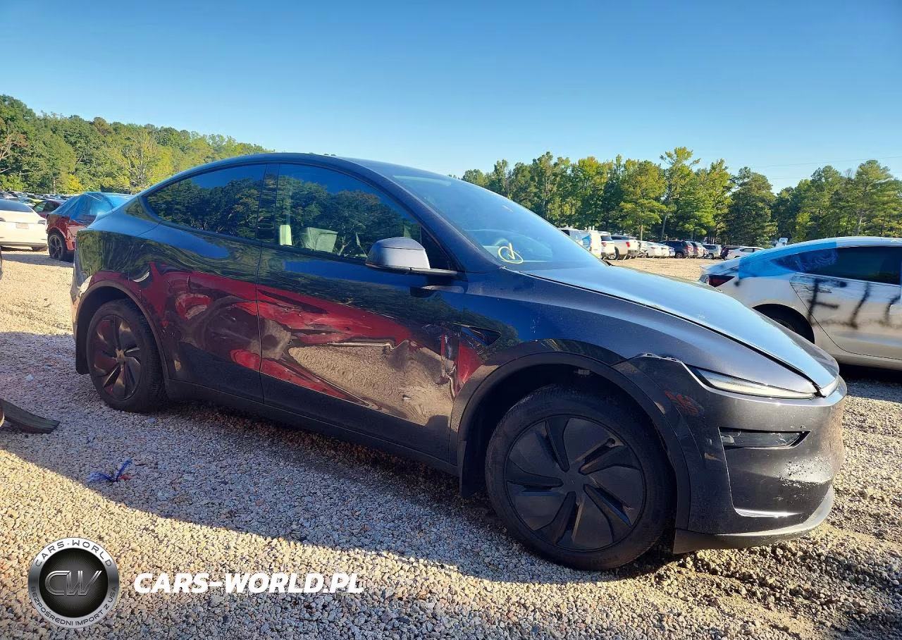2026 Tesla Model Y VIN:7SAYGDEEXTA395496 - 4