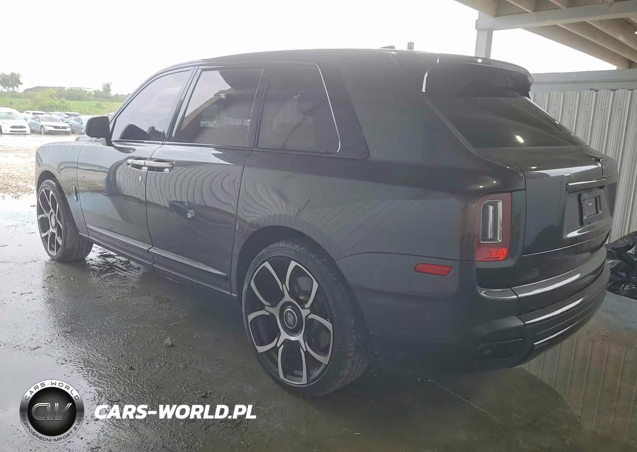 2021 Rolls-Royce Cullinan Black Badge VIN:SLATV8C0XMU205128 - 2