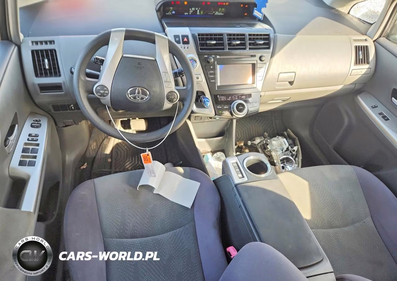 2012 Toyota Prius V Three VIN:JTDZN3EU9C3027223 - 8