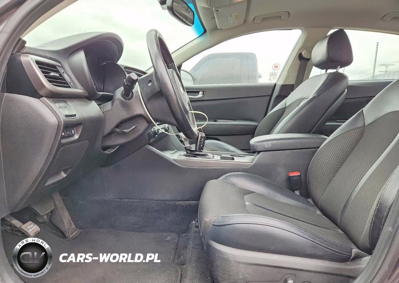 2018 Kia Optima S VIN:5XXGT4L34JG239490 - 7