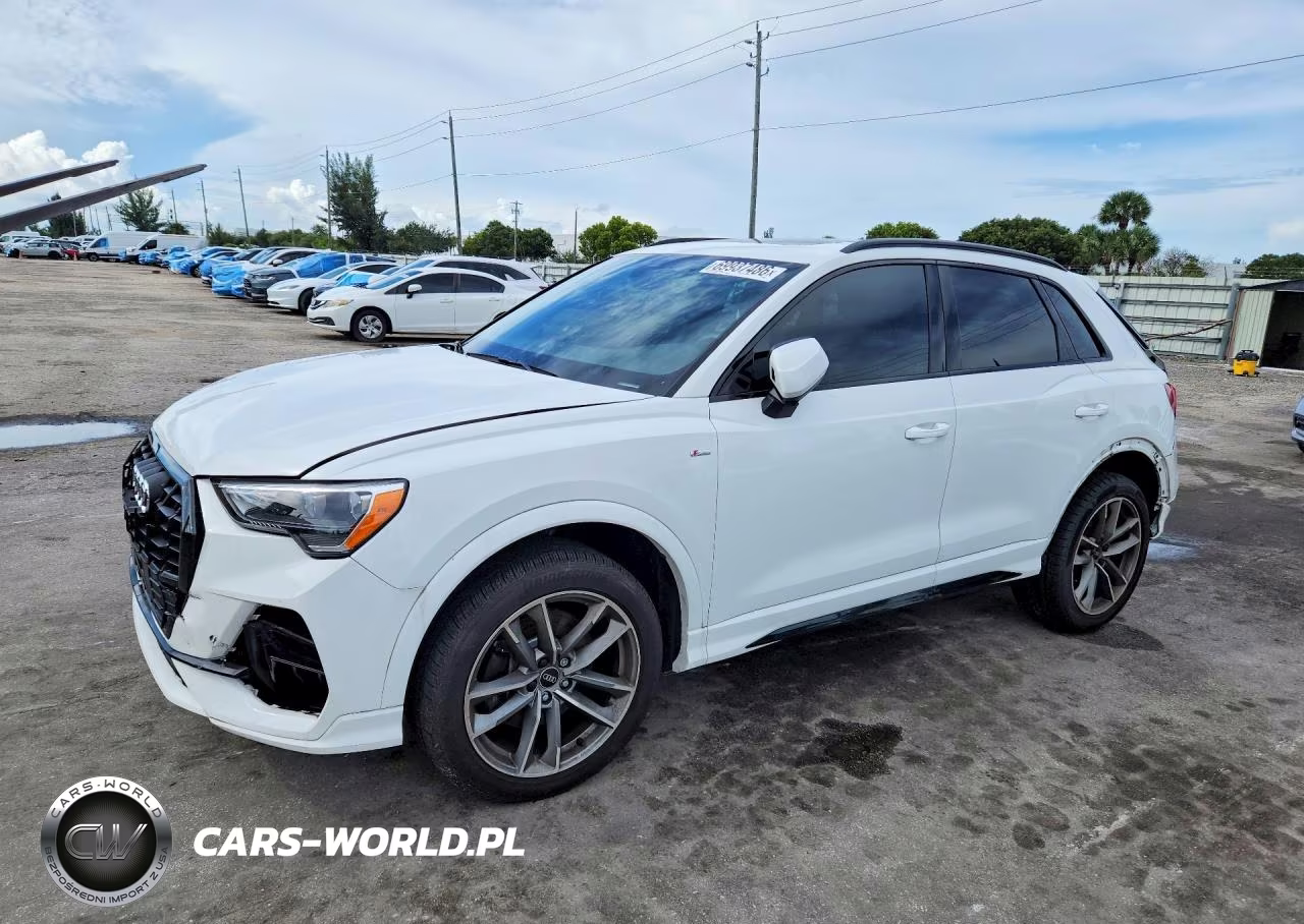 2022 Audi Q3 Premium S Line 45 VIN:WA1DECF3XN1048090 - 1
