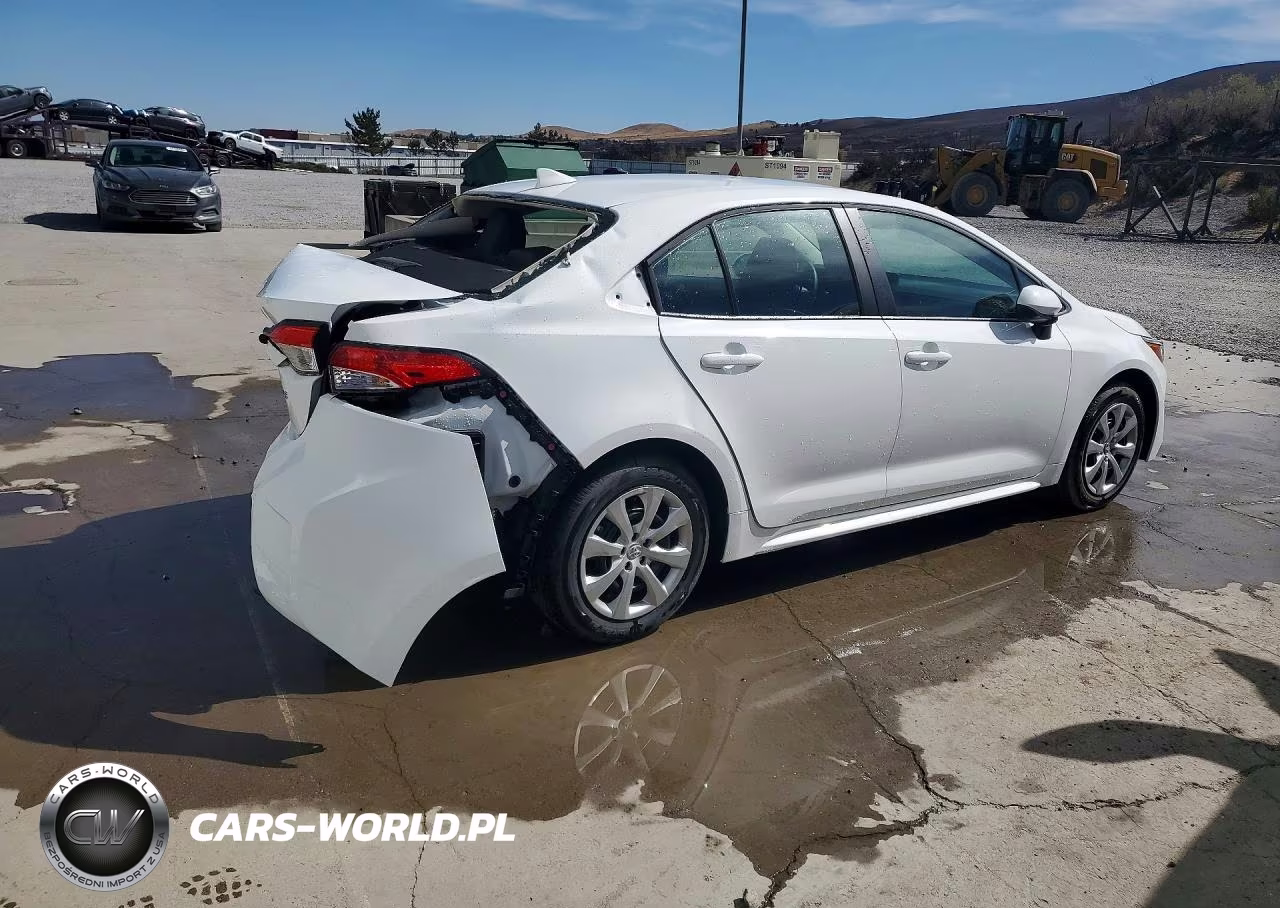 2026 Toyota Corolla Le VIN:5YFB4MDE5TP468665 - 3
