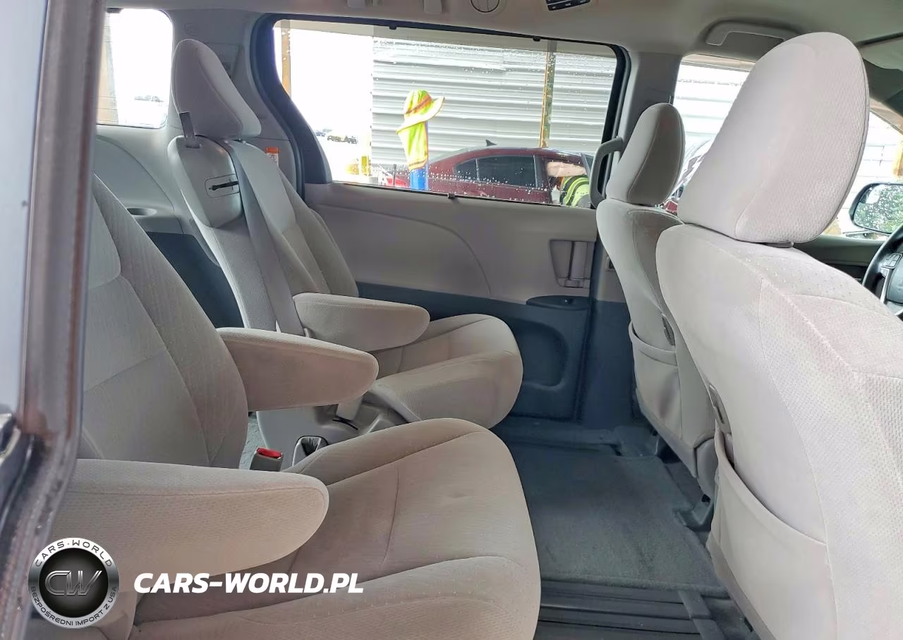 2015 Toyota Sienna Le VIN:5TDKK3DC8FS580015 - 11