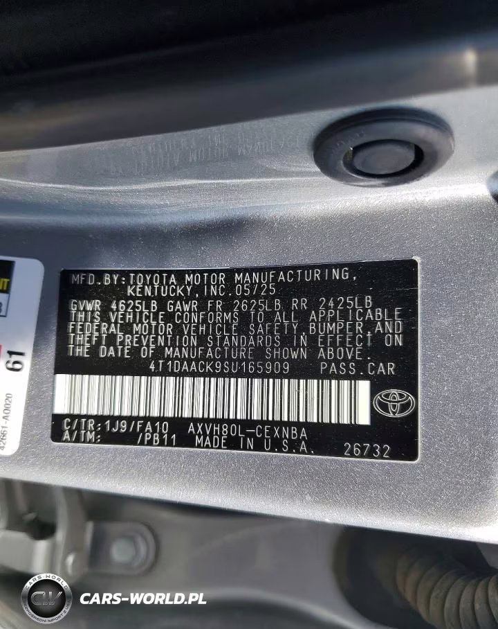 2025 Toyota Camry Le VIN:4T1DAACK9SU165909 - 12