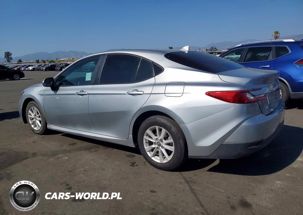 2025 Toyota Camry Le VIN:4T1DAACK9SU165909 - 2