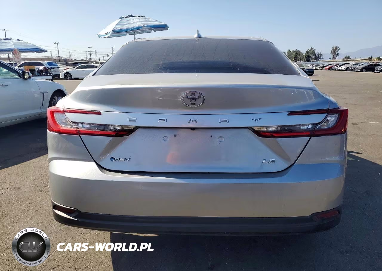 2025 Toyota Camry Le VIN:4T1DAACK9SU165909 - 6
