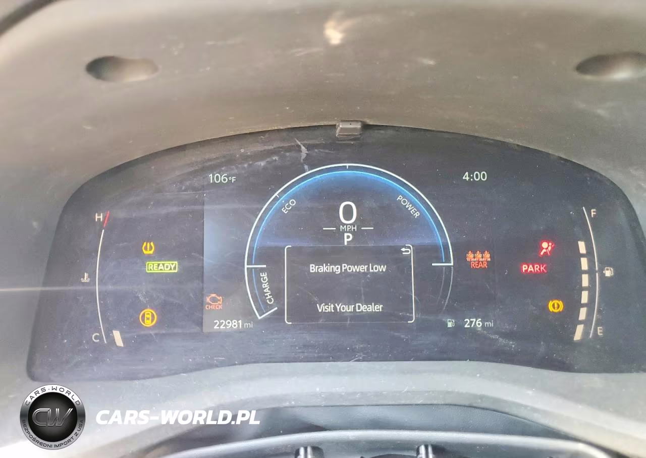 2025 Toyota Camry Le VIN:4T1DAACK9SU165909 - 9