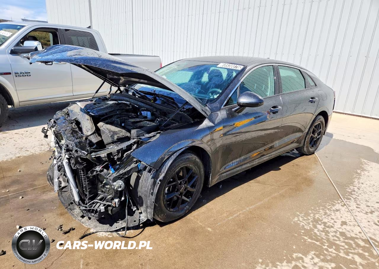 2026 Kia K5 Lxs VIN:KNAG24J7XT5483836 - 1