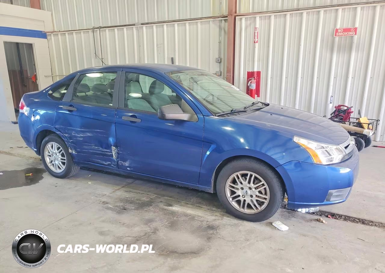 2009 Ford Focus Se VIN:1FAHP35NX9W138391 - 4