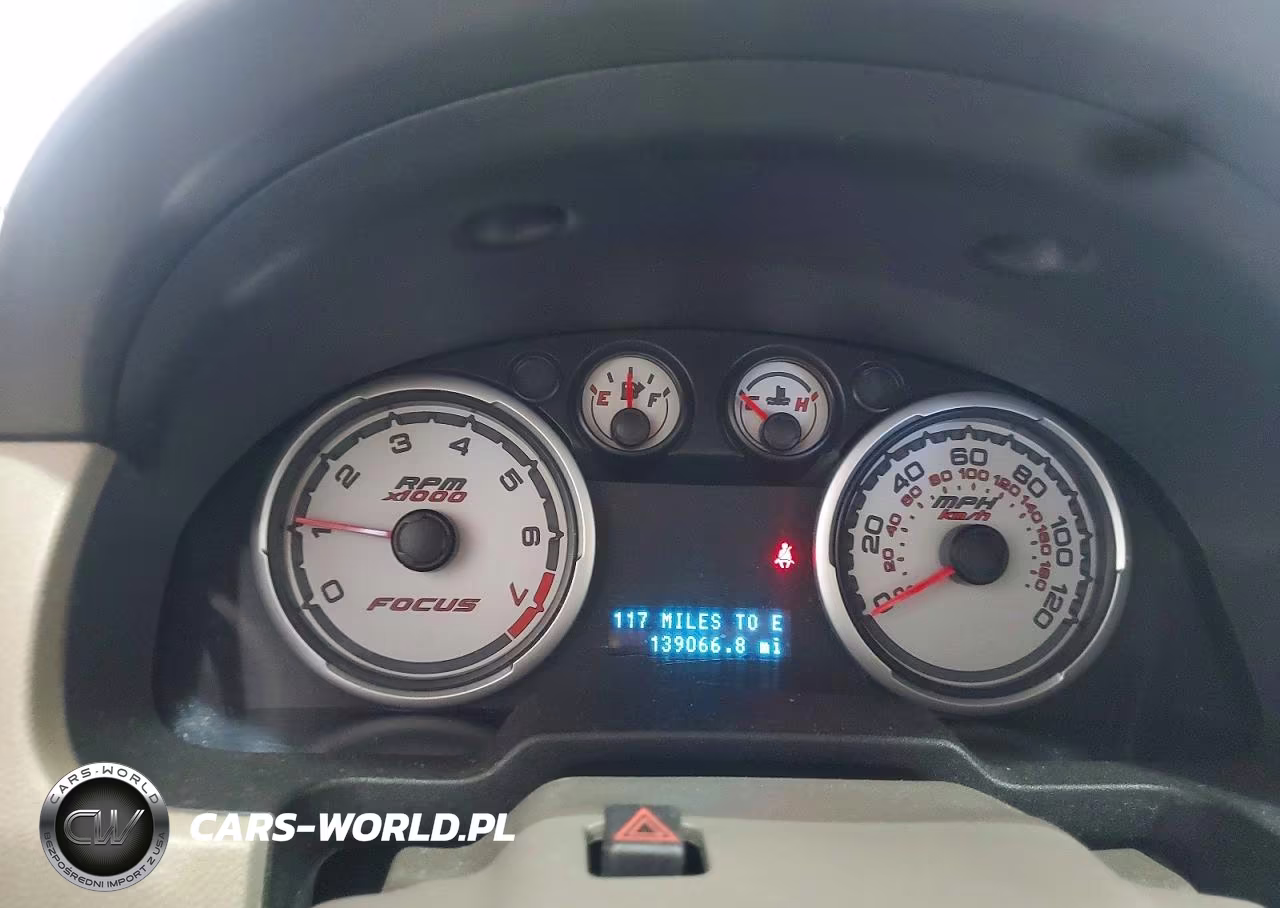2009 Ford Focus Se VIN:1FAHP35NX9W138391 - 9