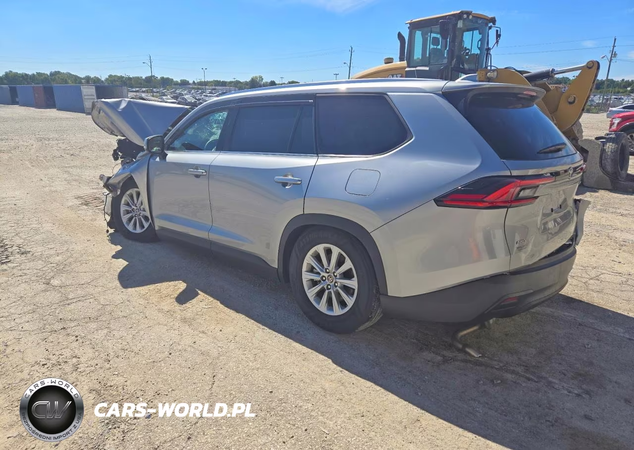 2025 Toyota Grand Highlander Xle VIN:5TDAAAB59SS082861 - 2