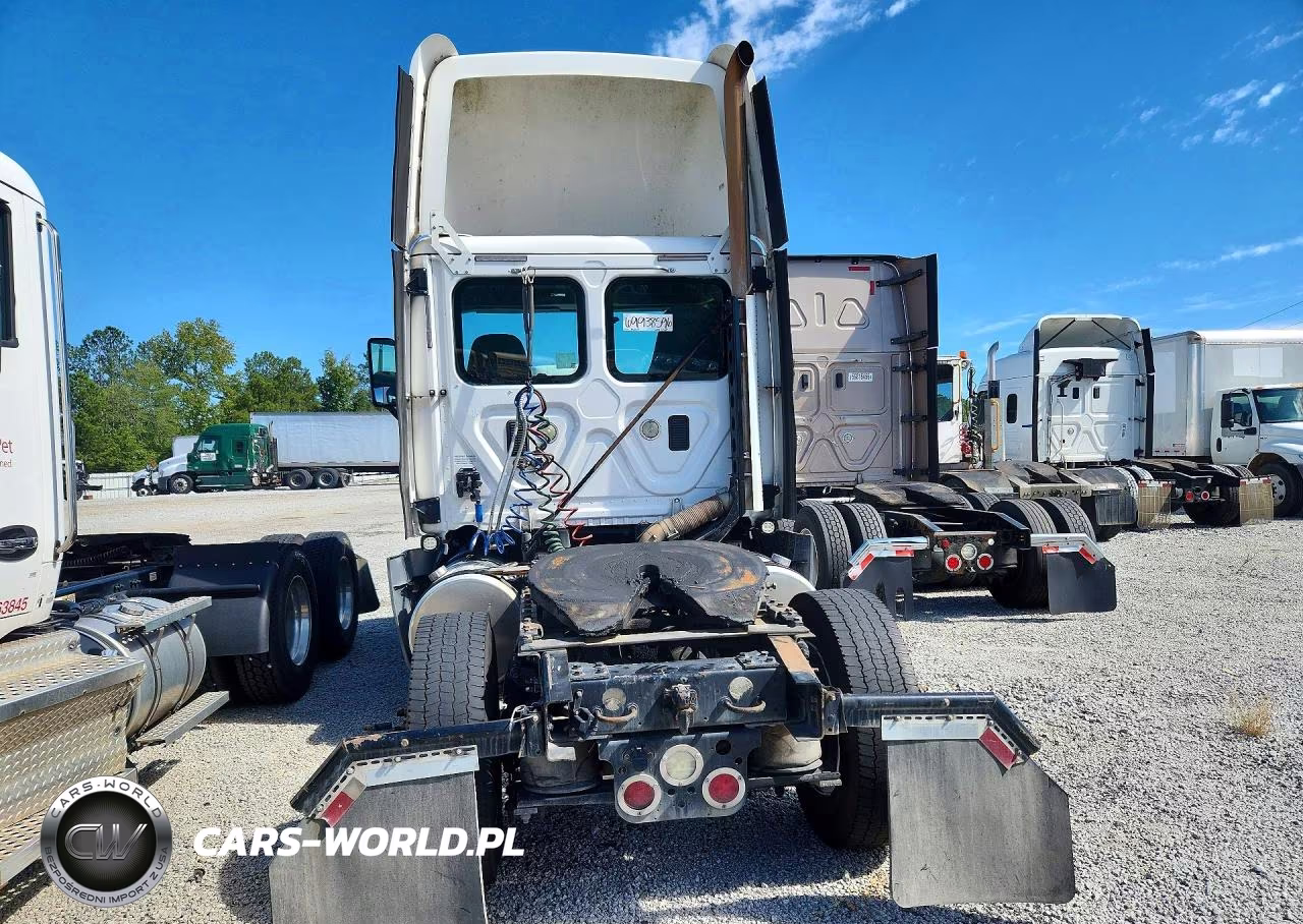 2016 Freightliner Cascadia 125 Semi Truck VIN:1FUBGEDV8GLHC5823 - 6