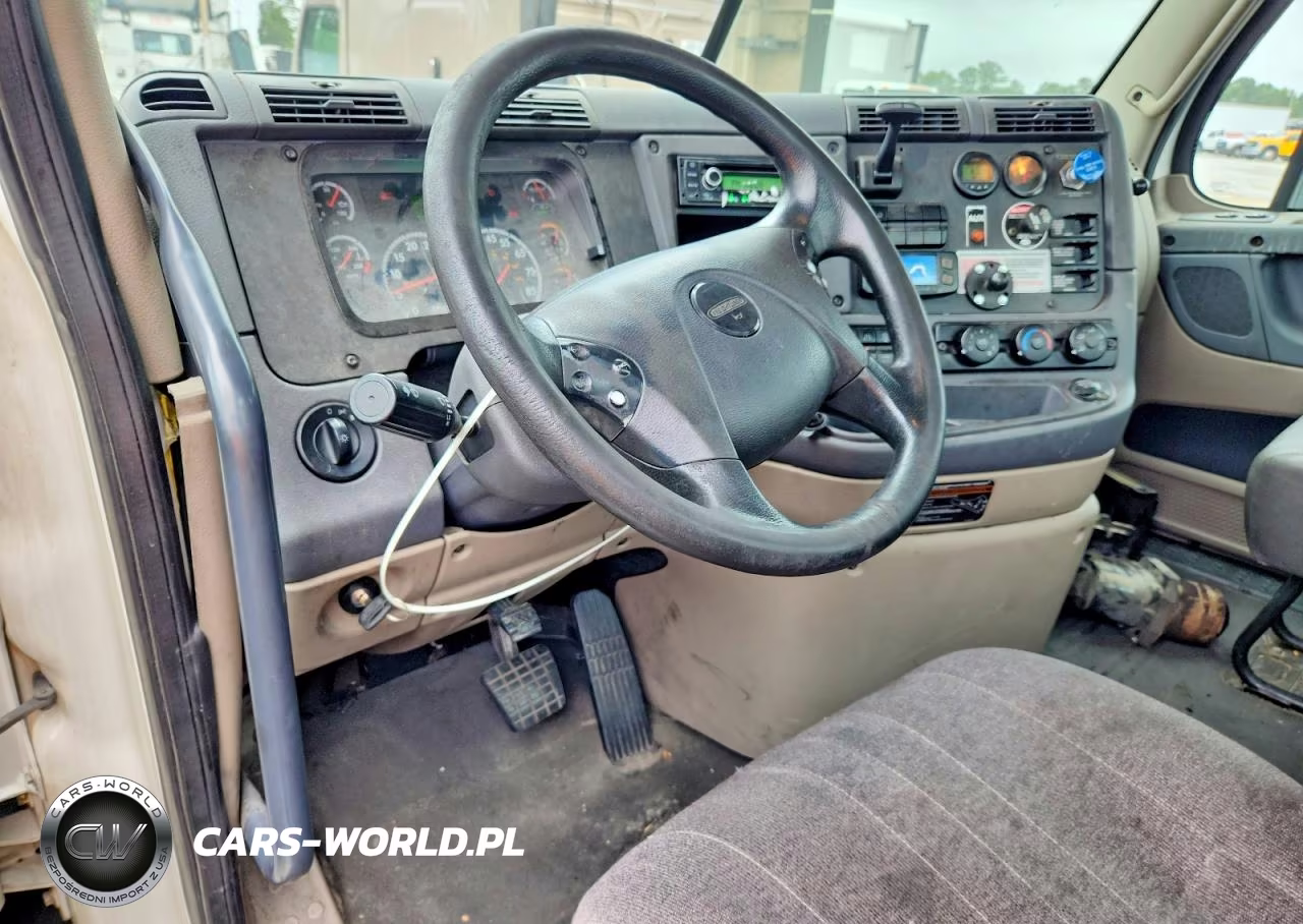 2016 Freightliner Cascadia 125 Semi Truck VIN:1FUBGEDV8GLHC5823 - 8