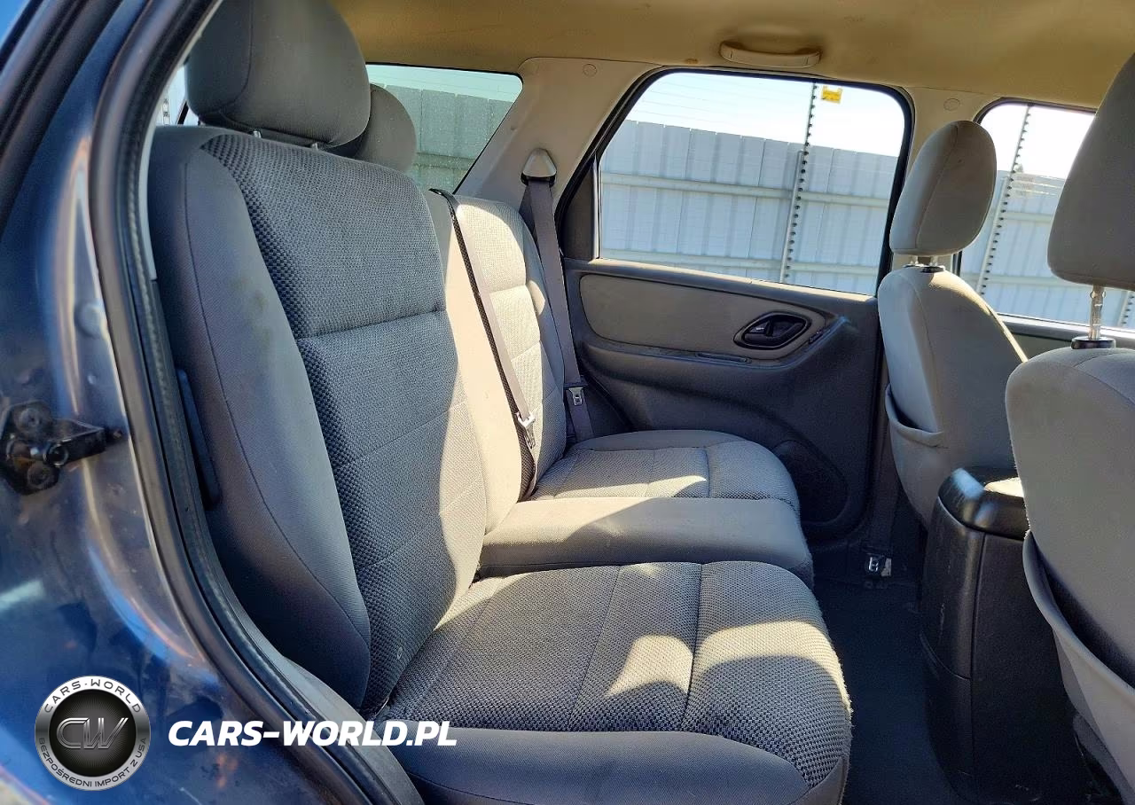 2005 Ford Escape Xlt VIN:1FMYU93105KA32342 - 10