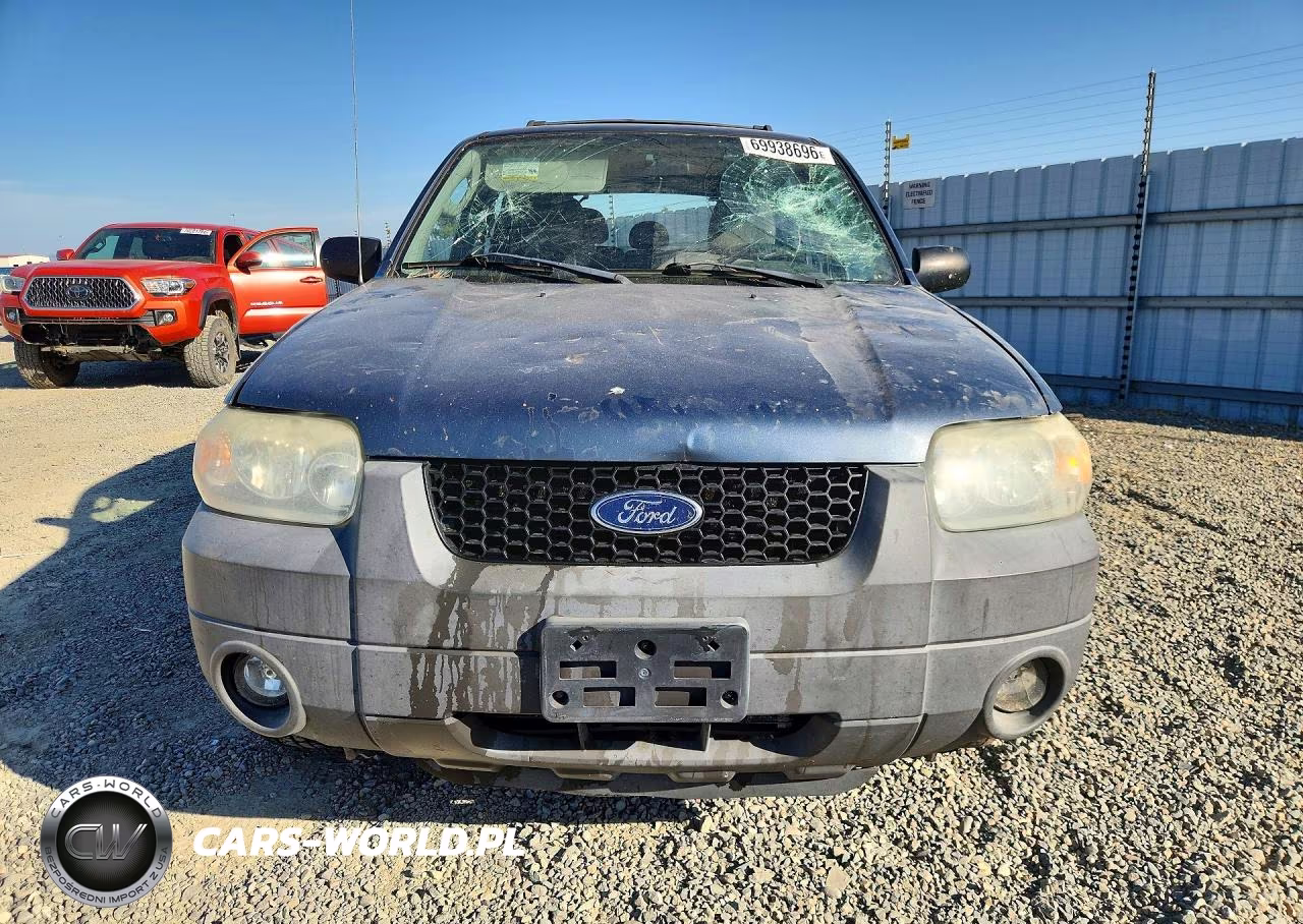2005 Ford Escape Xlt VIN:1FMYU93105KA32342 - 5