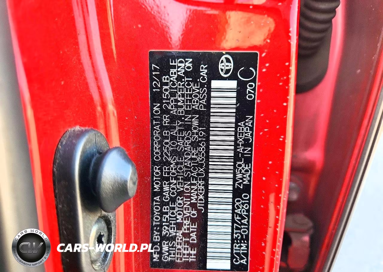 2018 Toyota Prius Two VIN:JTDKBRFUXJ3586191 - 13