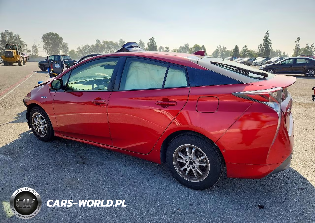 2018 Toyota Prius Two VIN:JTDKBRFUXJ3586191 - 2