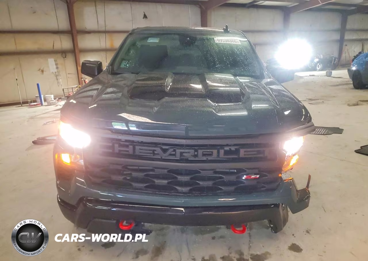 2026 Chevrolet Silverado K1500 Trail Boss Custom VIN:3GCUKCED9TG114720 - 5
