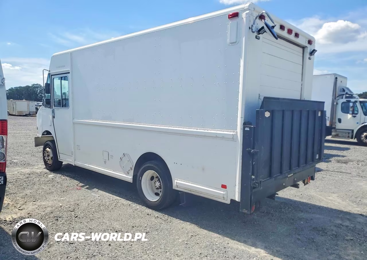 1998 Freightliner Mt45G Chassis Delivery Truck VIN:4UZA4FF49WC912229 - 2
