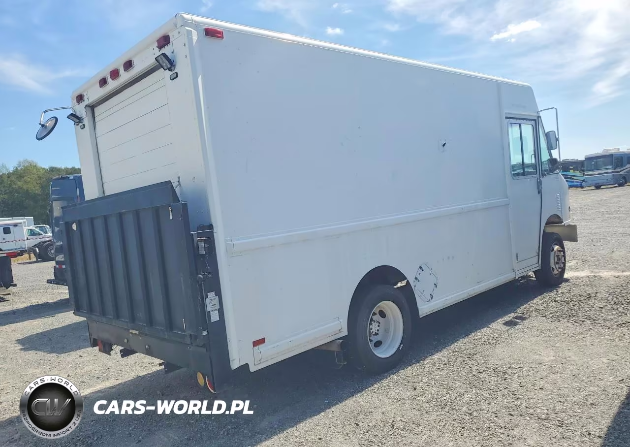 1998 Freightliner Mt45G Chassis Delivery Truck VIN:4UZA4FF49WC912229 - 3
