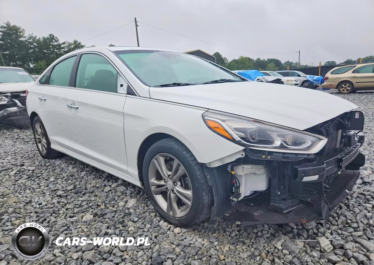 2018 Hyundai Sonata Limited VIN:5NPE34AF8JH681939 - 4