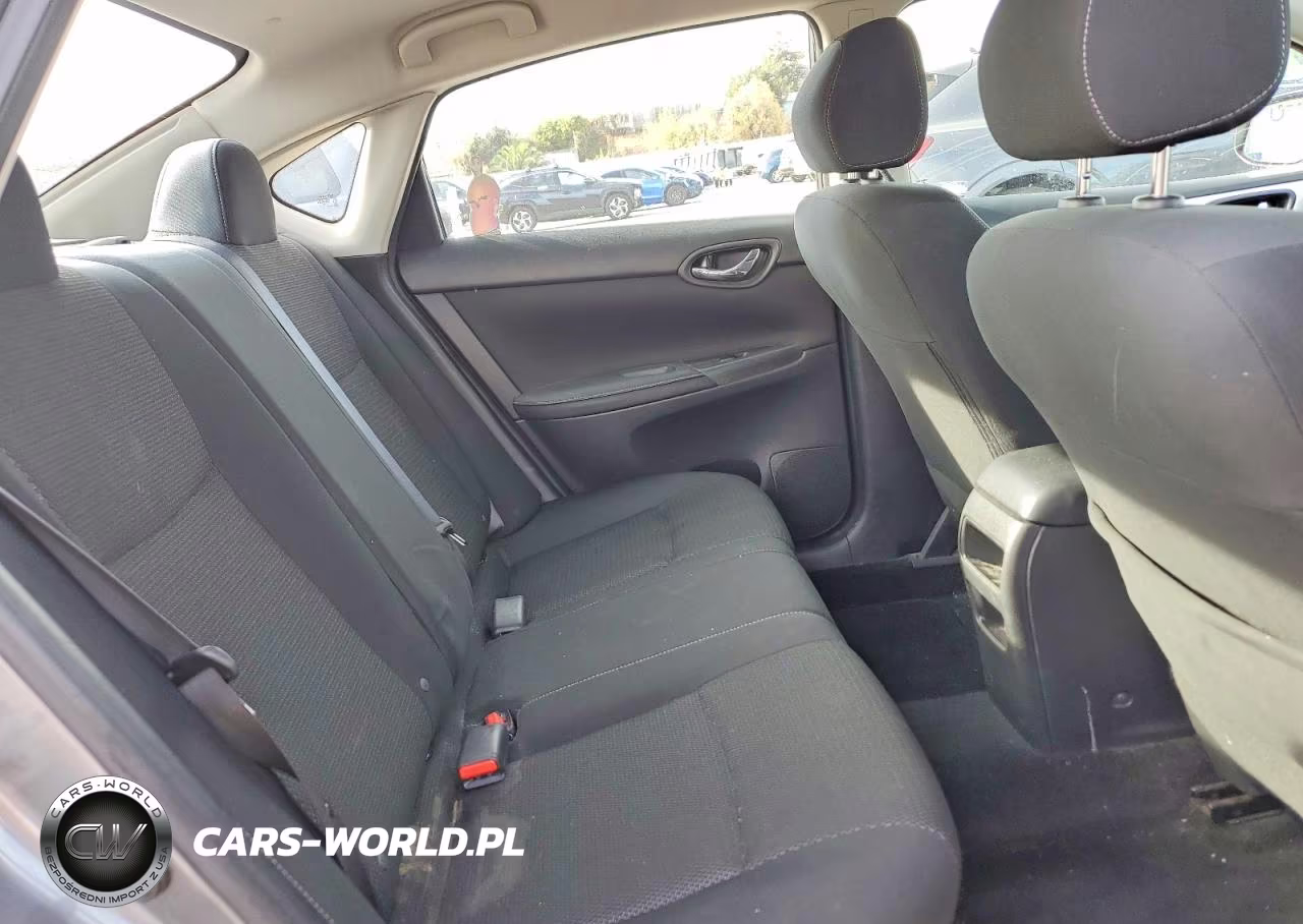 2019 Nissan Sentra S VIN:3N1AB7AP6KY228227 - 10