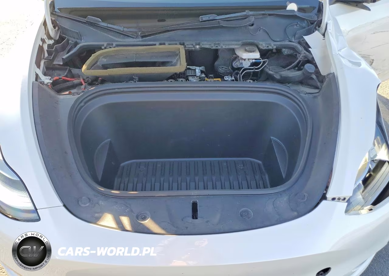 2021 Tesla Model Y VIN:5YJYGDEE3MF145535 - 12