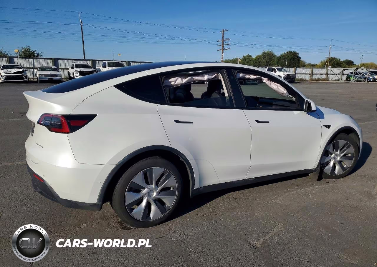 2021 Tesla Model Y VIN:5YJYGDEE3MF145535 - 3