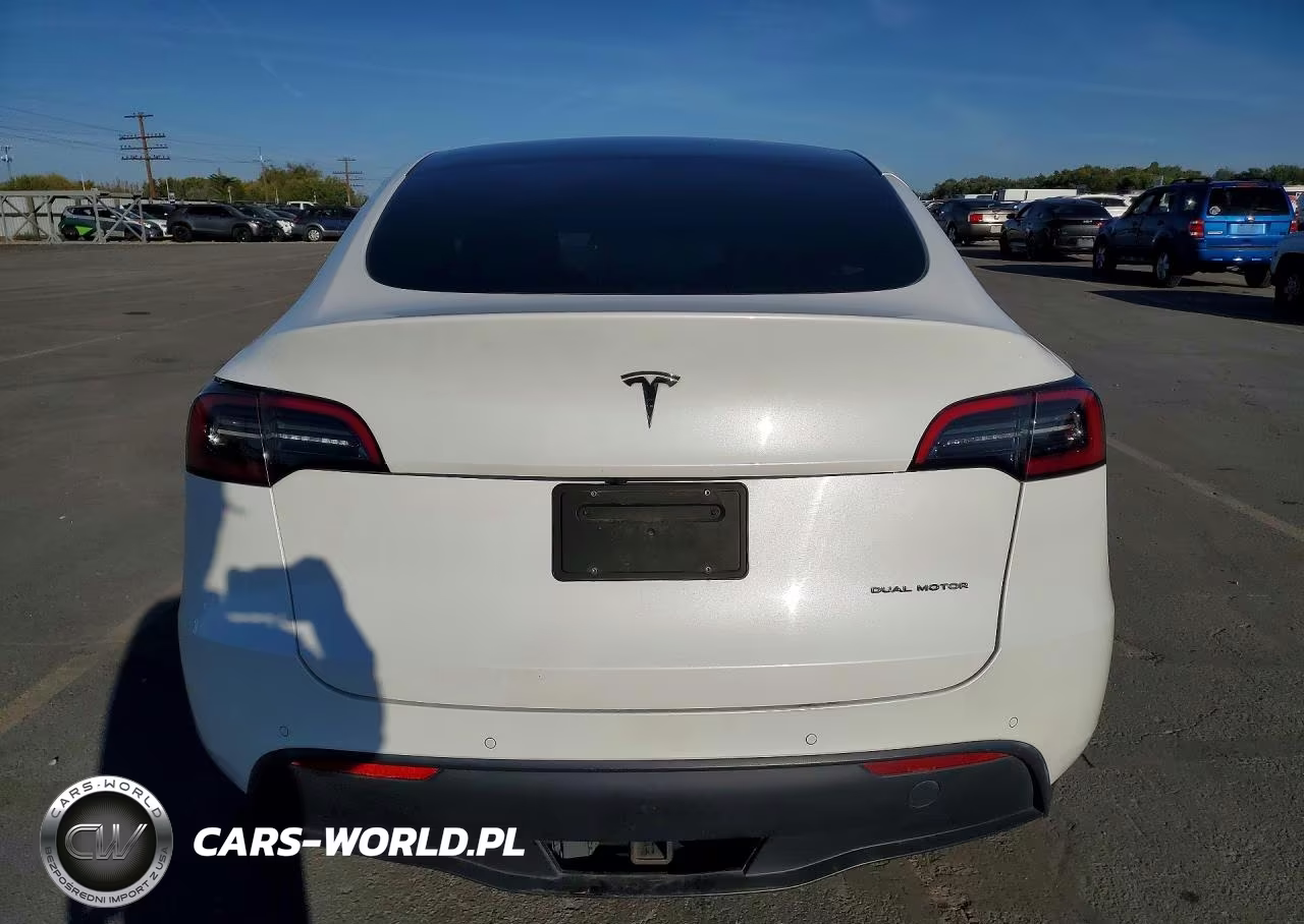 2021 Tesla Model Y VIN:5YJYGDEE3MF145535 - 6